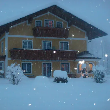 Haus Siller شقة